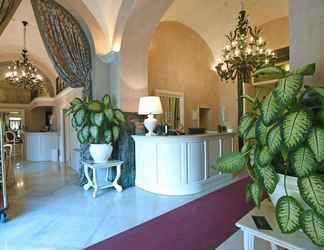 Lobi 2 Suite Hotel Santa Chiara