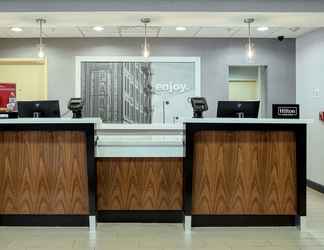 Lobby 2 Hampton Inn & Suites Parsippany/North