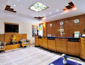 Lobi 2 Hotel Maharaja Residency