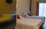 Kamar Tidur 5 ibis Styles Catania Acireale