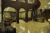 Lobby Hotel Jabali Palace