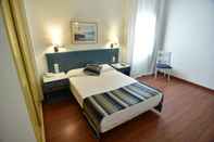 Kamar Tidur Urban Beach Torrox Costa