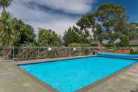 Swimming Pool Vintners Retreat