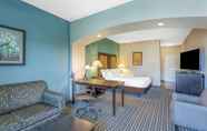 Kamar Tidur 3 La Quinta Inn & Suites by Wyndham Ely