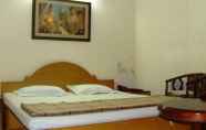 Bedroom 7 Madhuvan Hotel