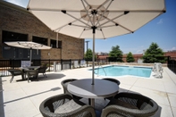 Swimming Pool Homewood Suites by Hilton Greenville Downtown