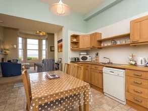 Bedroom 4 Tensea -charming 3-bed Apartment in North Berwick