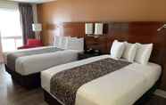 Bedroom 6 SureStay Hotel by Best Western Kemptville