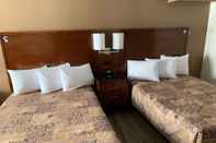 Bedroom SureStay Hotel by Best Western Kemptville