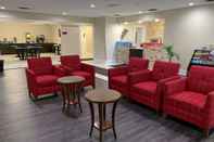 Lobby SureStay Hotel by Best Western Kemptville