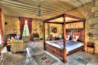 Bedroom Château de Blavou