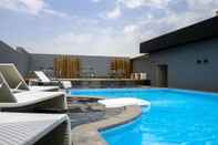 สระว่ายน้ำ Q Suites Jeddah By EWA