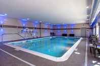 Kolam Renang Comfort Suites Grove City - Columbus South