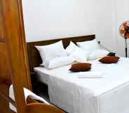 Bedroom 7 Nine Arch Holiday Resort