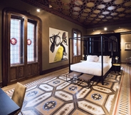 Kamar Tidur 5 Palacio Salvetti Suites