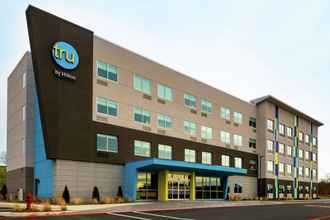 Exterior 4 Tru By Hilton Staunton