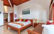 Kamar Tidur 6 Villa Pantai