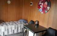 Kamar Tidur 6 Richmond Holiday Park