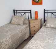 Bilik Tidur 5 Calle Miguel de Cervantes | 6  Pax | First Line | 3687-AW