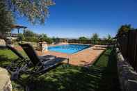 Swimming Pool Casa Rural La Huerta De Los Nogales