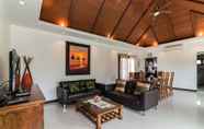 Common Space 6 4 Bedroom Private Bali Style Villa HH1