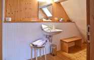 In-room Bathroom 4 Gasthof Gentner