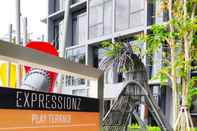 พื้นที่สาธารณะ Expressionz Professional Suites by HostaStay