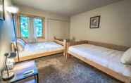 Bedroom 4 Ski Inn 234