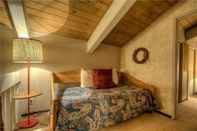 Bedroom Rockies 2235