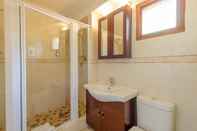 In-room Bathroom San Lameer Villa Rentals 10413