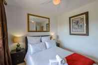 Bedroom San Lameer Villa Rentals 10413