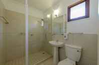 Toilet Kamar San Lameer Villa Rentals  10426