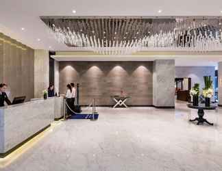 Lobi 2 Novotel Suites Shanghai Hongqiao Hotel