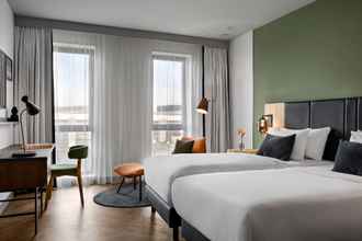 Kamar Tidur 4 Renaissance Amsterdam Schiphol Airport Hotel