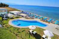 Swimming Pool Hellas Beach