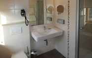 In-room Bathroom 7 Landgasthof Apfelbeck