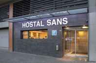 Luar Bangunan Hostal Sans