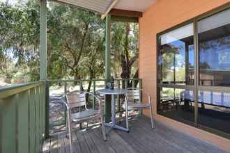 Bedroom 4 BIG4 Breeze Holiday Parks - Port Elliot