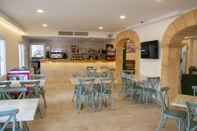 Bar, Cafe and Lounge INNER Hotel Rupit - Adults Only