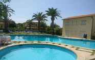 Hồ bơi 2 Hotel Club Torre Marino
