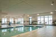 Swimming Pool Courtyard by Marriott Fargo