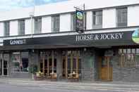 Exterior Horse and Jockey Inn