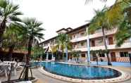 Swimming Pool 3 Ampan Resort