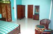 Kamar Tidur 3 King Coconut Lodge