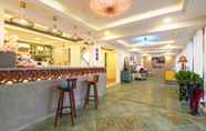 Bar, Kafe dan Lounge 6 L.River Boutique Inn