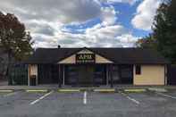 Exterior APM Inn & Suites