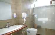 Toilet Kamar 7 Pai Resorts