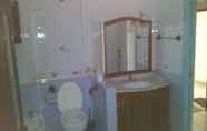 Toilet Kamar 5 Solo Sole