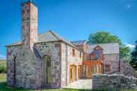 Exterior Castleview - Newton Steading