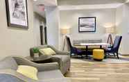 Lobby 2 Hampton Inn Cranbury